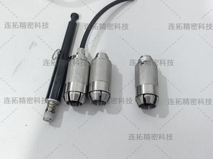 连拓精密异形金属水管气密性检测仪使用的连接器（实拍）.jpg